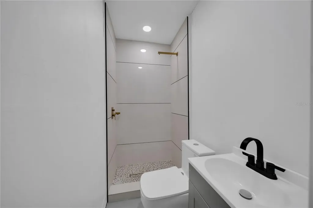 1140 NW 19th Place Cape Coral FL 33993