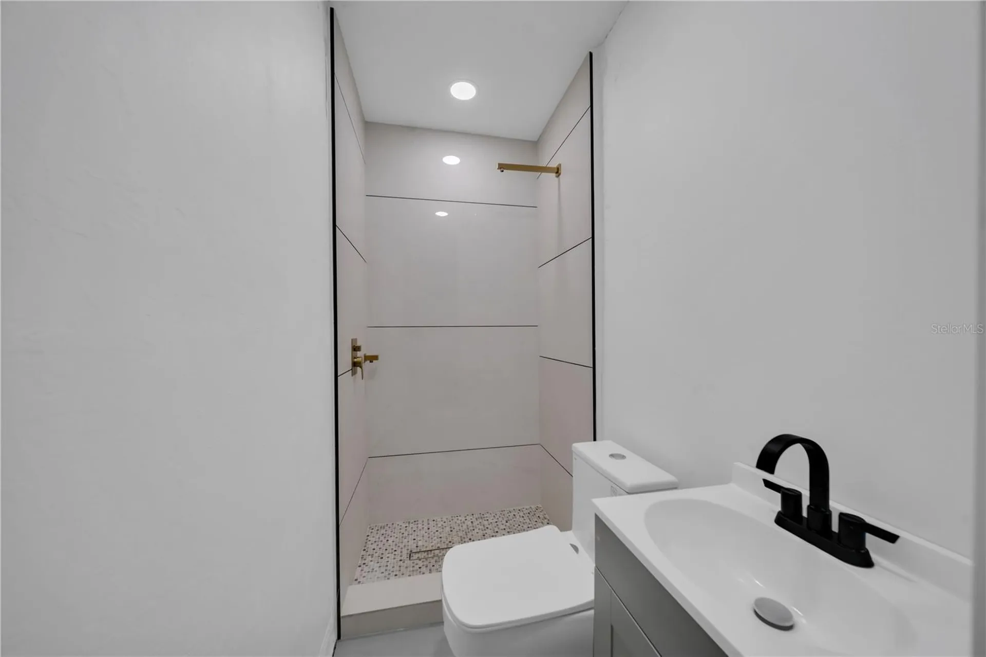 1140 NW 19th Place Cape Coral FL 33993