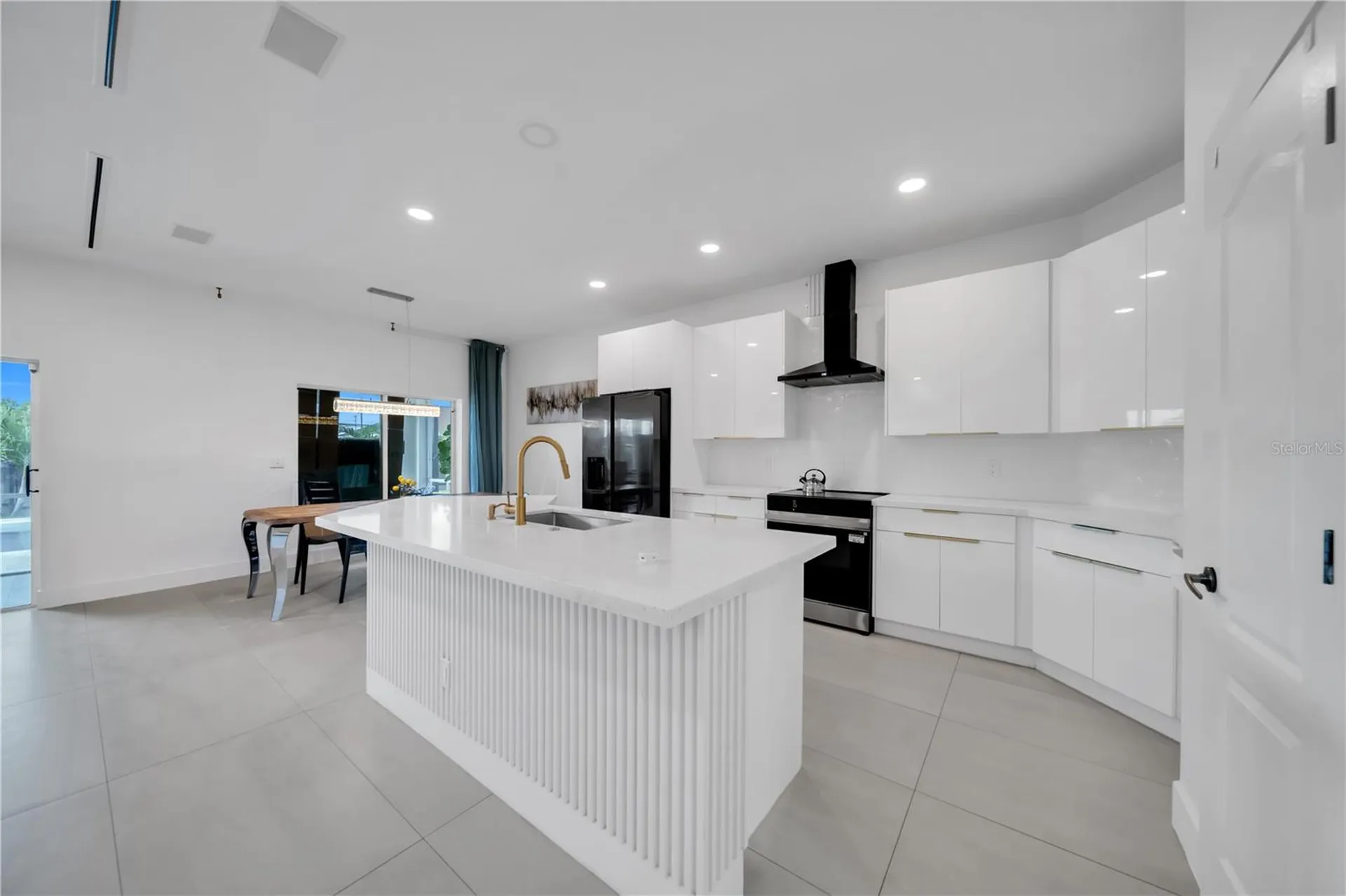 1140 NW 19th Place Cape Coral FL 33993