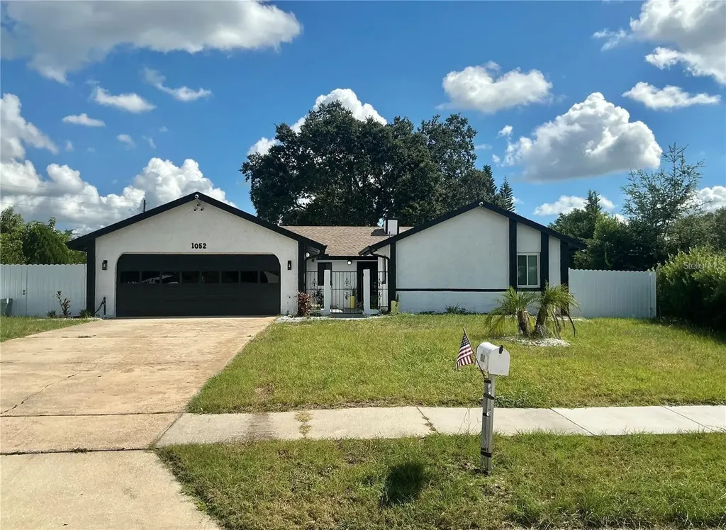 1052 Manchester Circle Winter Park FL 32792