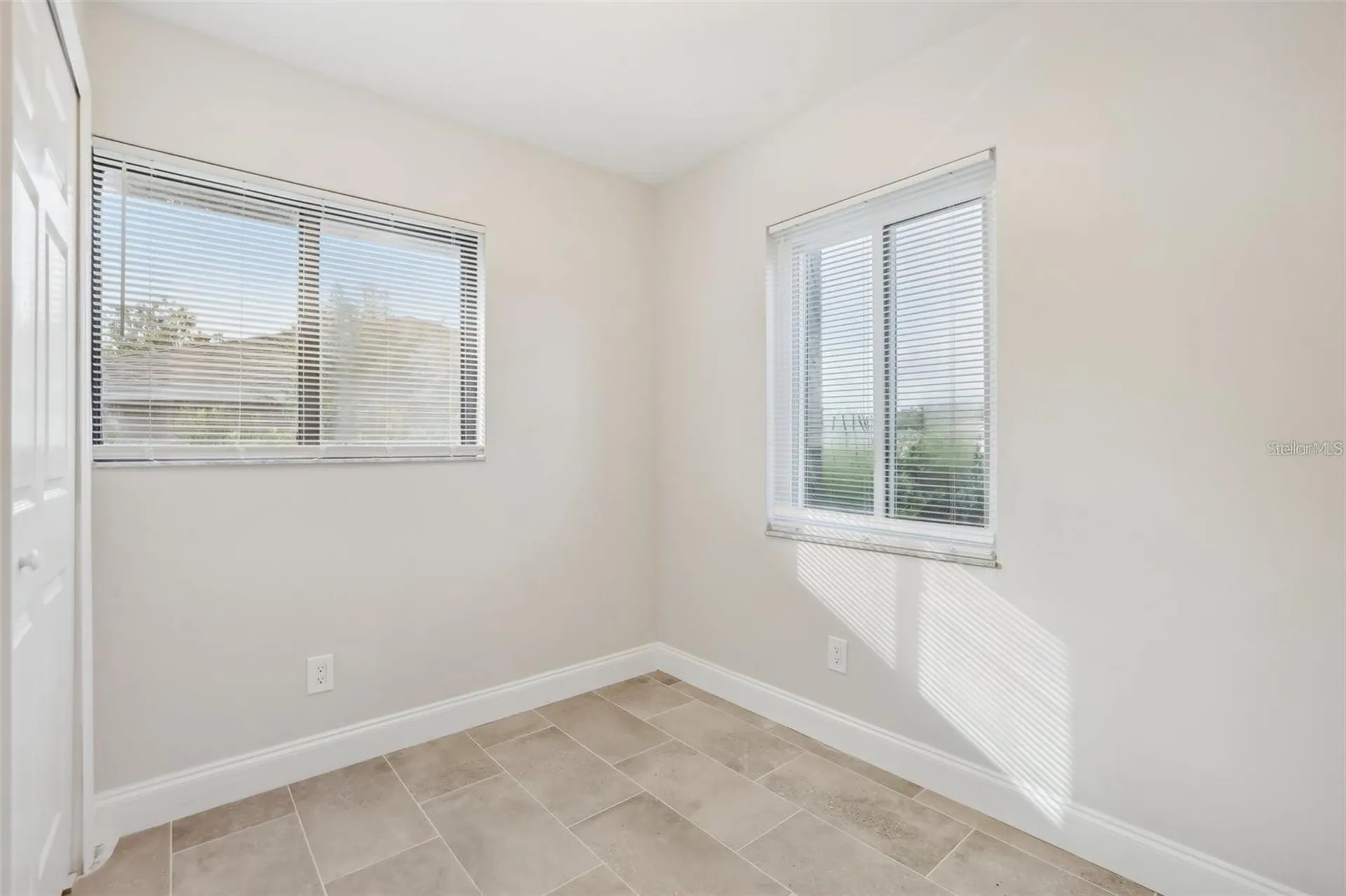 1052 Manchester Circle Winter Park FL 32792