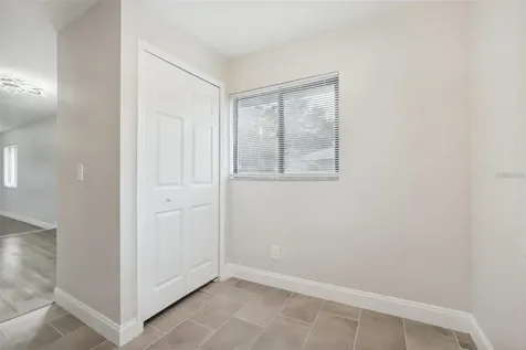 1052 Manchester Circle Winter Park FL 32792