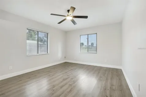 1052 Manchester Circle Winter Park FL 32792