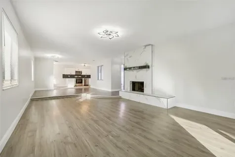 1052 Manchester Circle Winter Park FL 32792