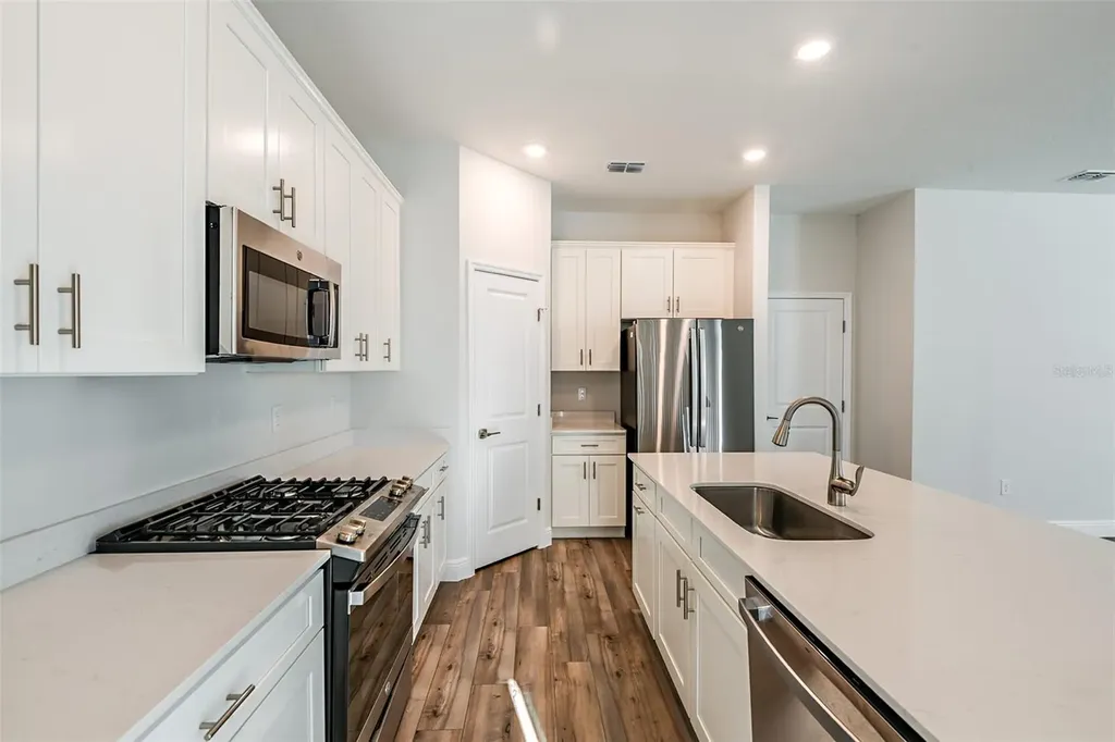 33499 Twilight Sea Place Dade City FL 33525