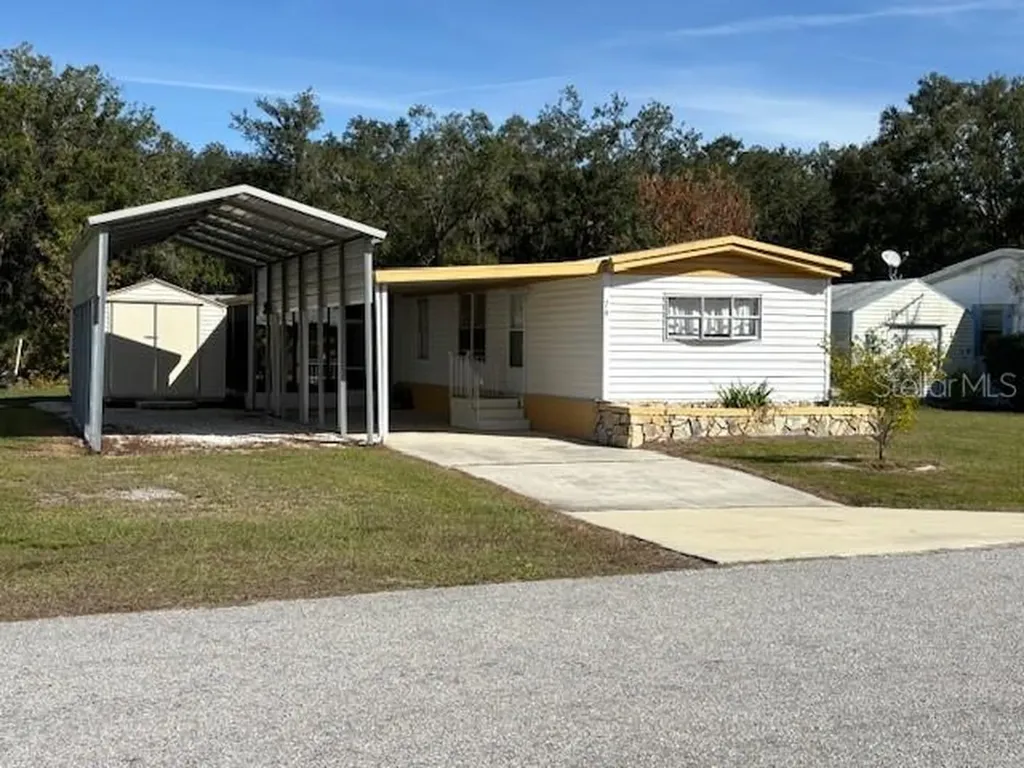 76 Rosalie Oaks Boulevard Lake Wales FL 33898