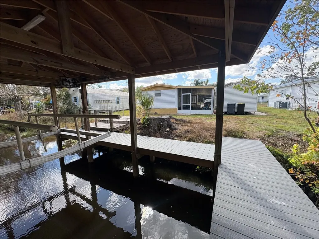 76 Rosalie Oaks Boulevard Lake Wales FL 33898