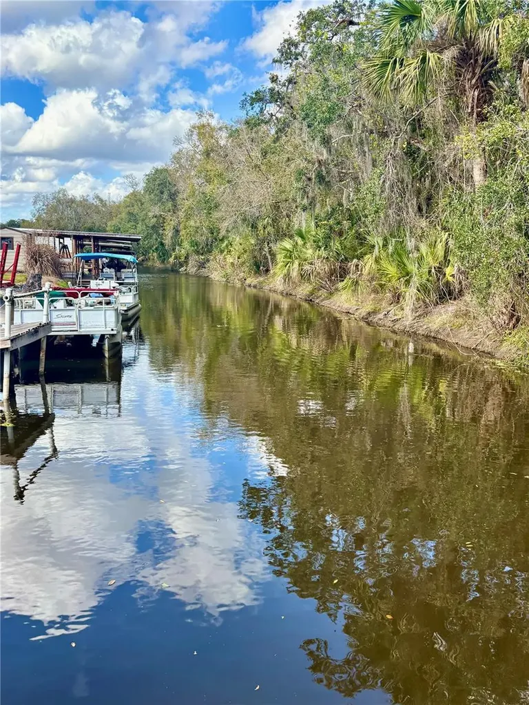 76 Rosalie Oaks Boulevard Lake Wales FL 33898