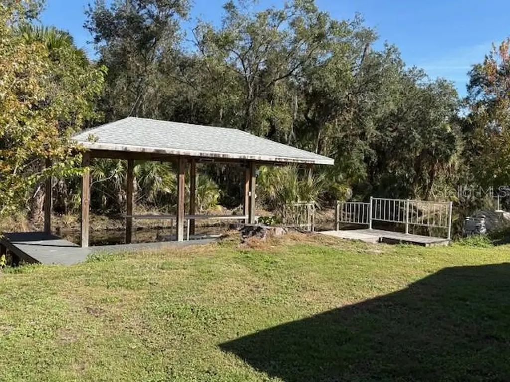 76 Rosalie Oaks Boulevard Lake Wales FL 33898