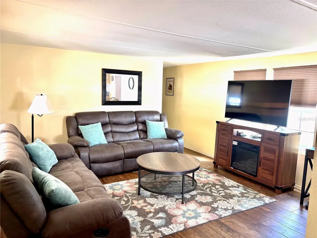 76 Rosalie Oaks Boulevard Lake Wales FL 33898