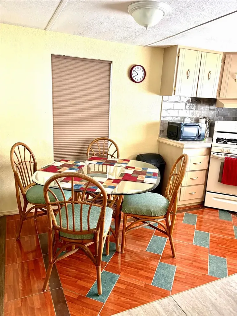 76 Rosalie Oaks Boulevard Lake Wales FL 33898