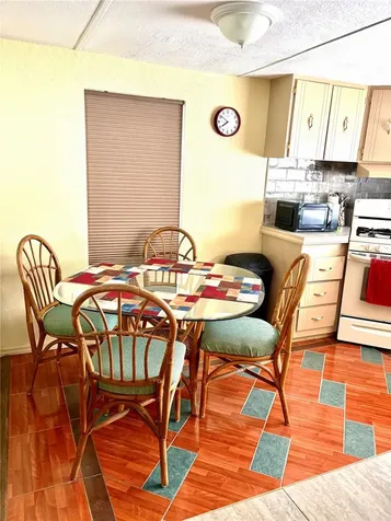 76 Rosalie Oaks Boulevard Lake Wales FL 33898
