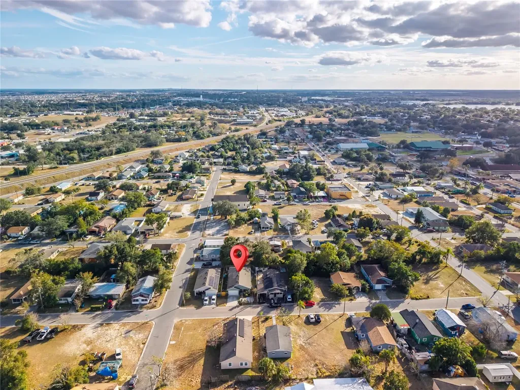 1127 Avenue J Haines City FL 33844