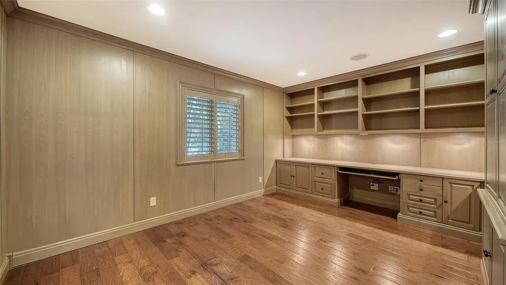 1695 Hyde Park Street Sarasota FL 34239
