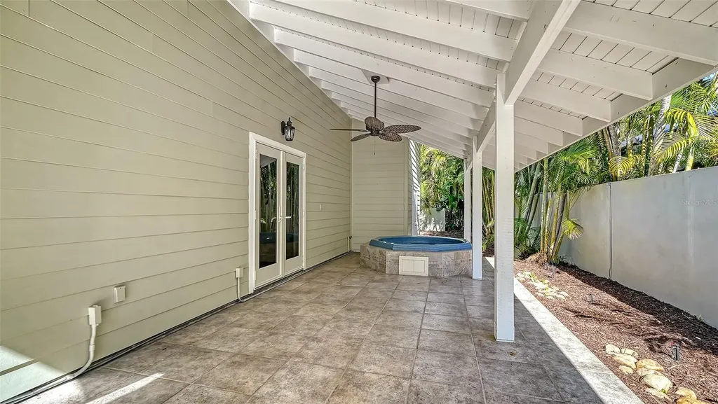 1695 Hyde Park Street Sarasota FL 34239