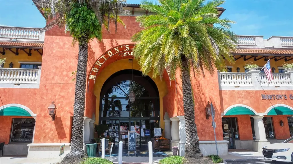 1695 Hyde Park Street Sarasota FL 34239