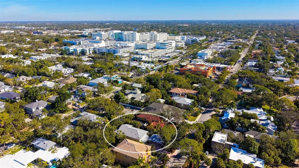 1695 Hyde Park Street Sarasota FL 34239