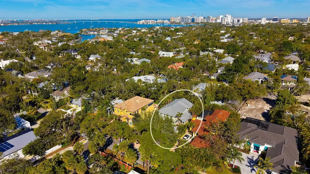 1695 Hyde Park Street Sarasota FL 34239