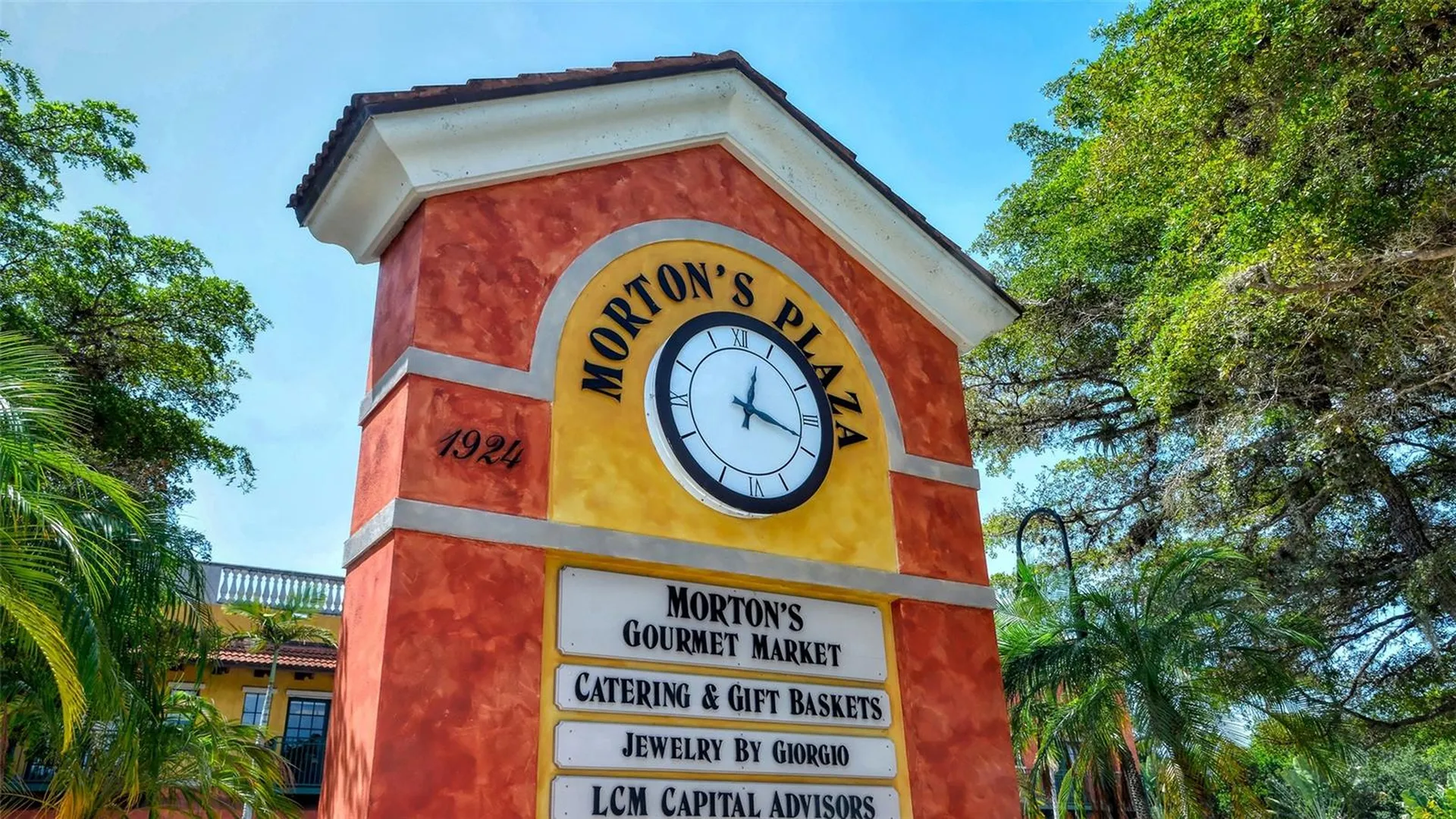 1695 Hyde Park Street Sarasota FL 34239