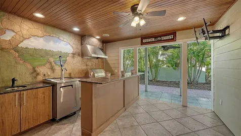 1695 Hyde Park Street Sarasota FL 34239