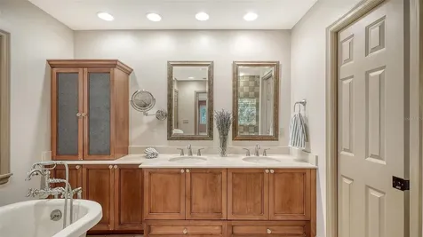 1695 Hyde Park Street Sarasota FL 34239
