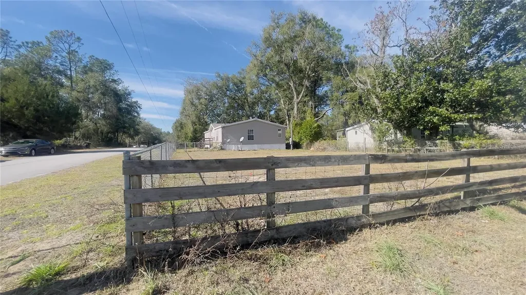605 Standridge Street Bronson FL 32621