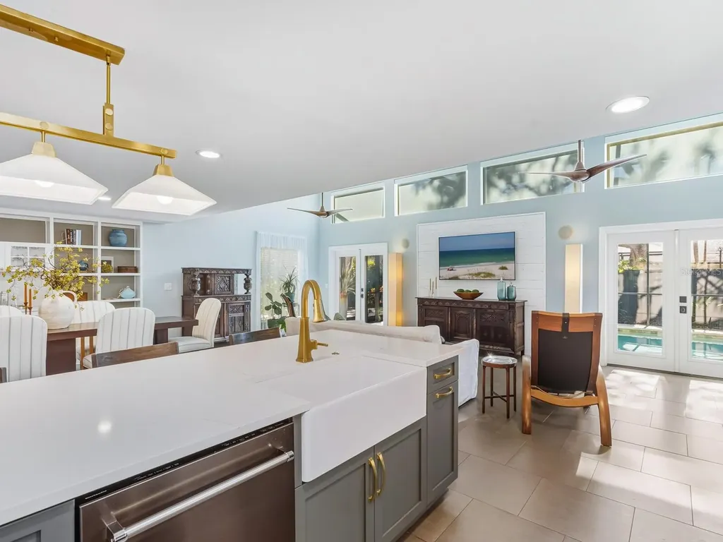 1002 Glebe Lane Sarasota FL 34242