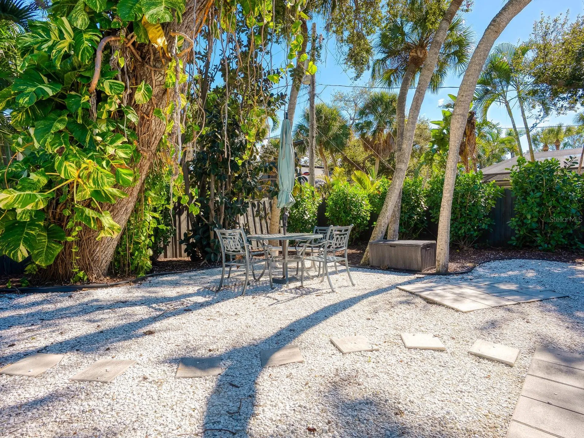 1002 Glebe Lane Sarasota FL 34242