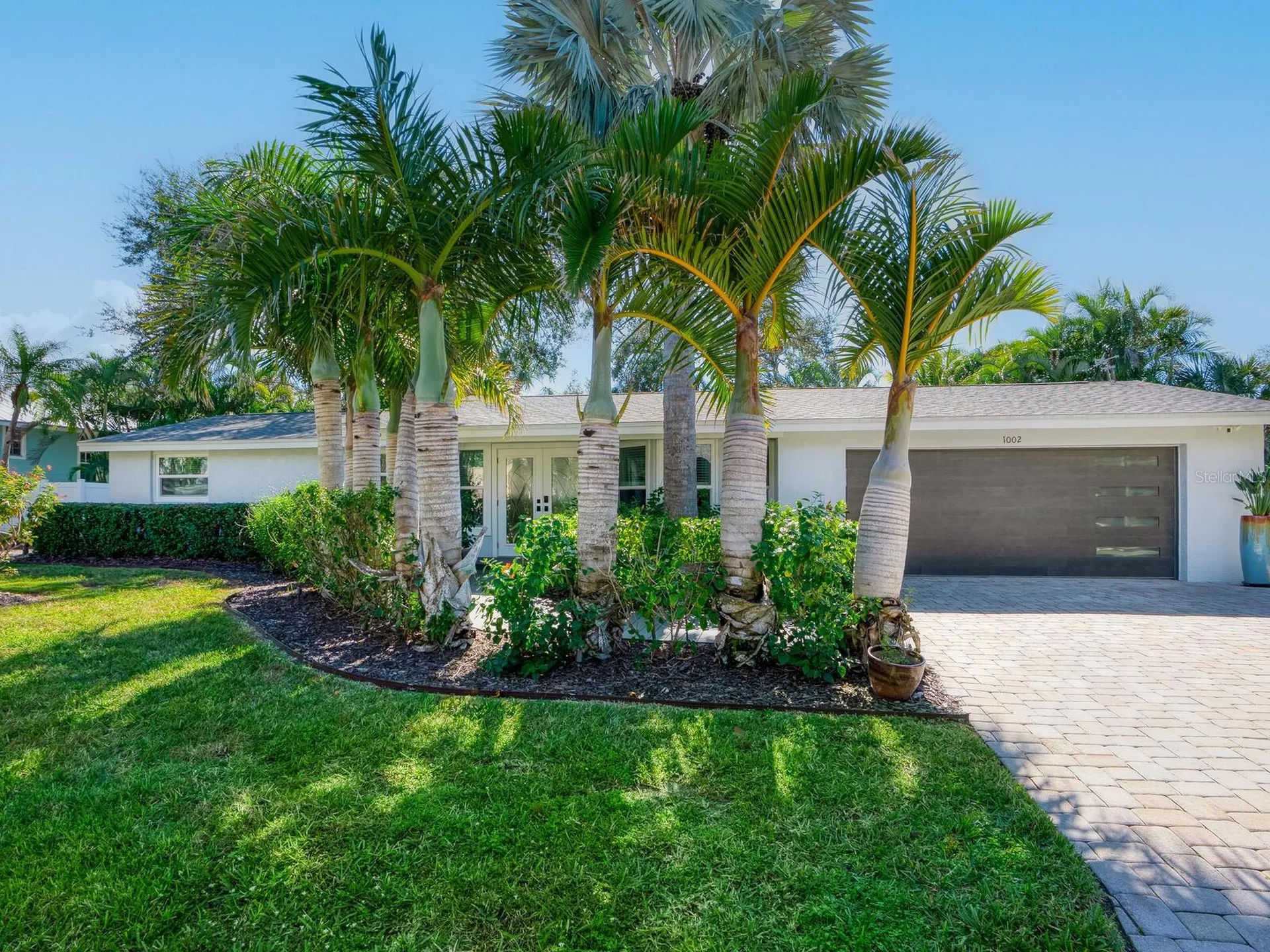 1002 Glebe Lane Sarasota FL 34242