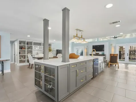 1002 Glebe Lane Sarasota FL 34242