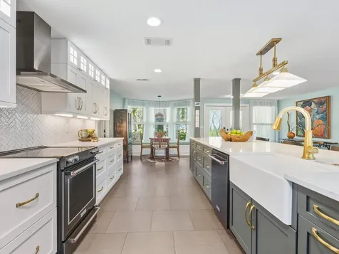 1002 Glebe Lane Sarasota FL 34242
