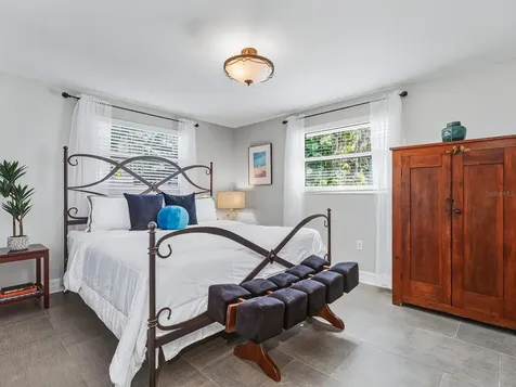 1002 Glebe Lane Sarasota FL 34242