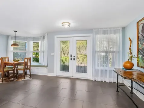 1002 Glebe Lane Sarasota FL 34242