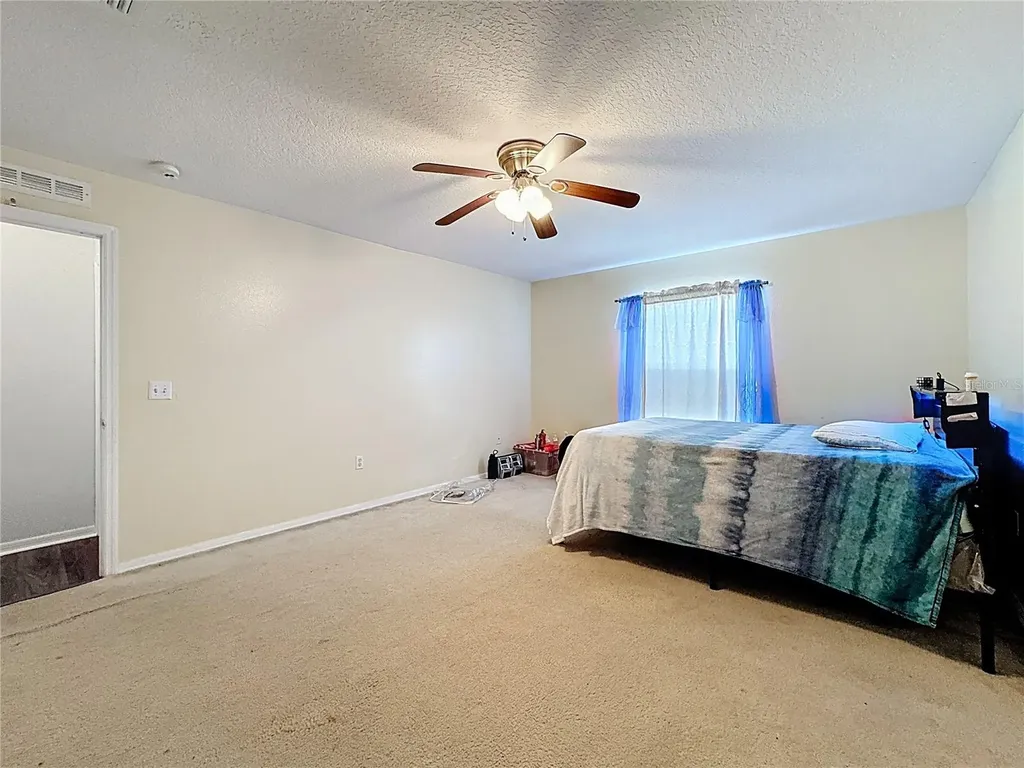 2620 Hunley Loop Kissimmee FL 34743