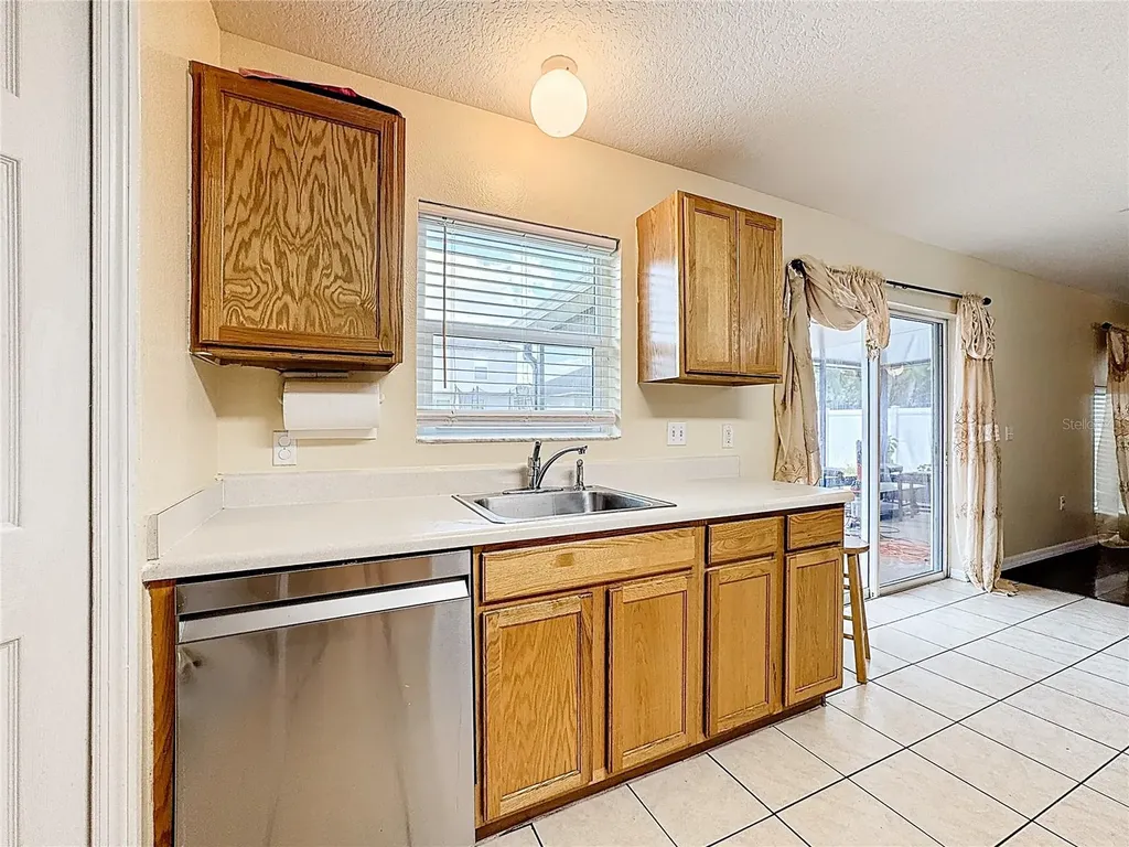 2620 Hunley Loop Kissimmee FL 34743