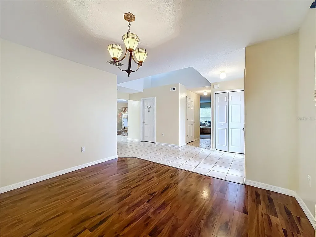 2620 Hunley Loop Kissimmee FL 34743
