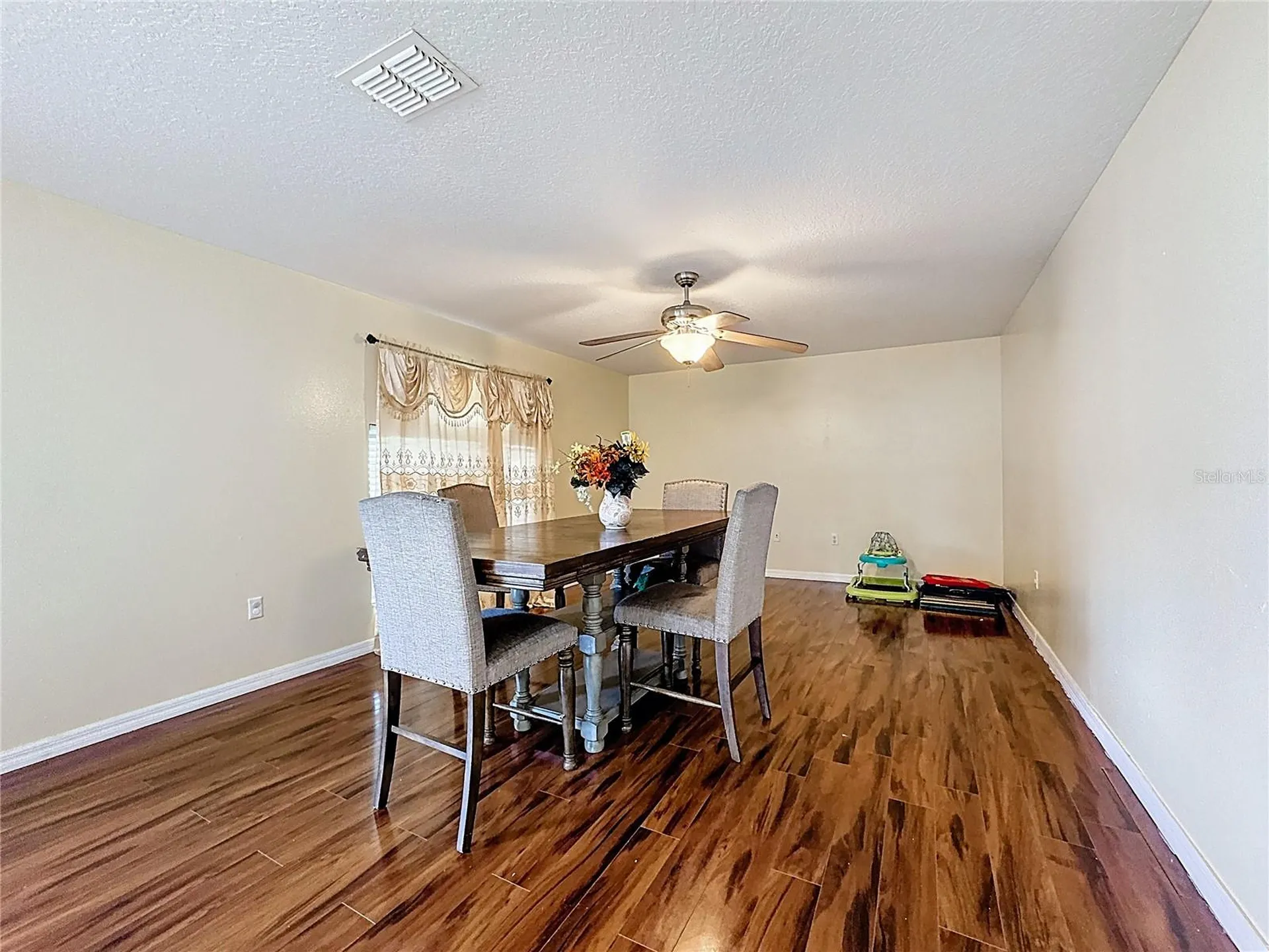 2620 Hunley Loop Kissimmee FL 34743