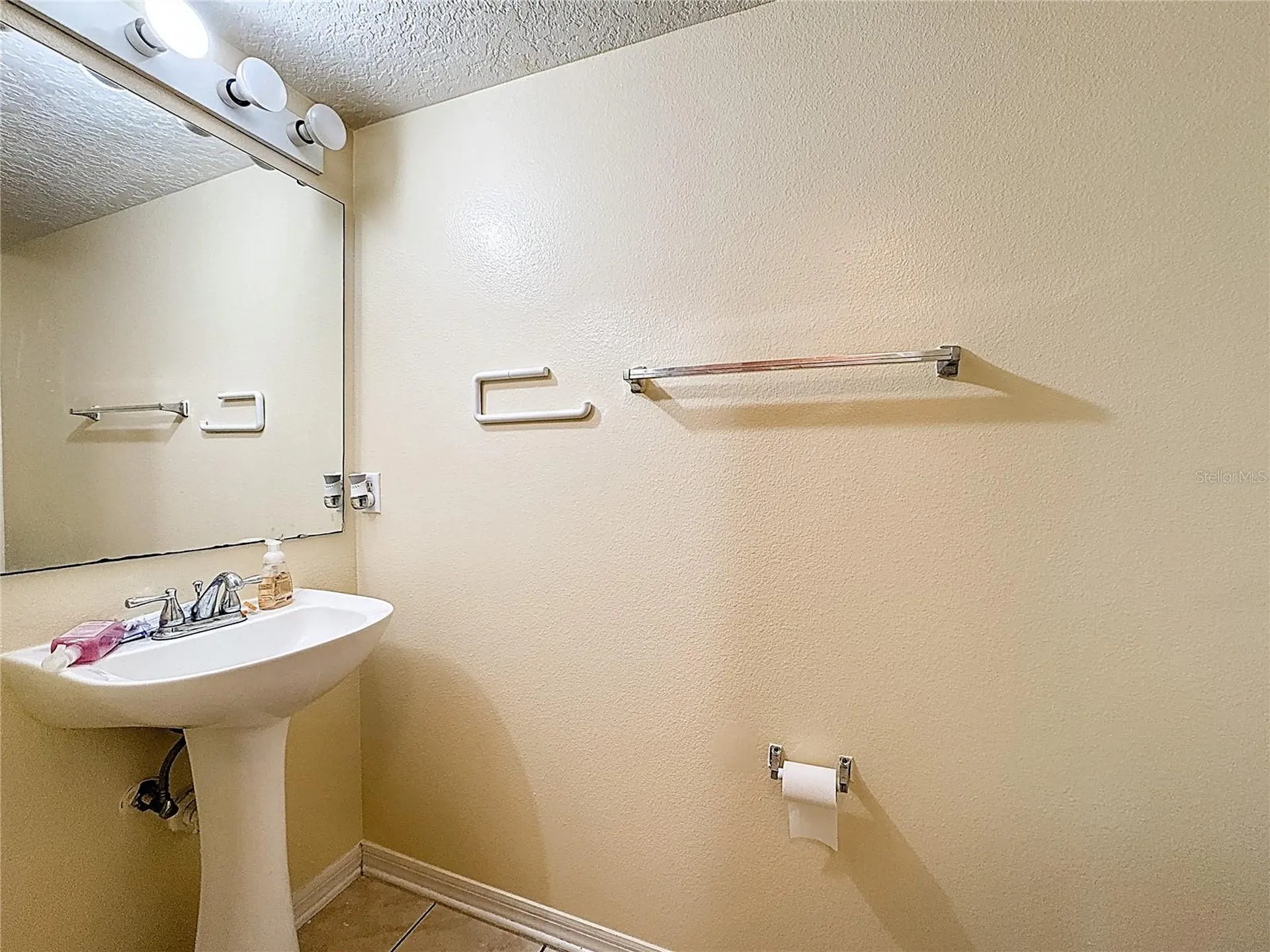 2620 Hunley Loop Kissimmee FL 34743