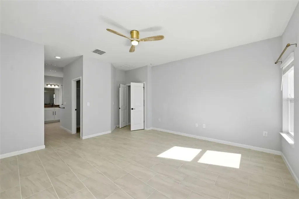 575 Avila Place Howey In The Hills FL 34737