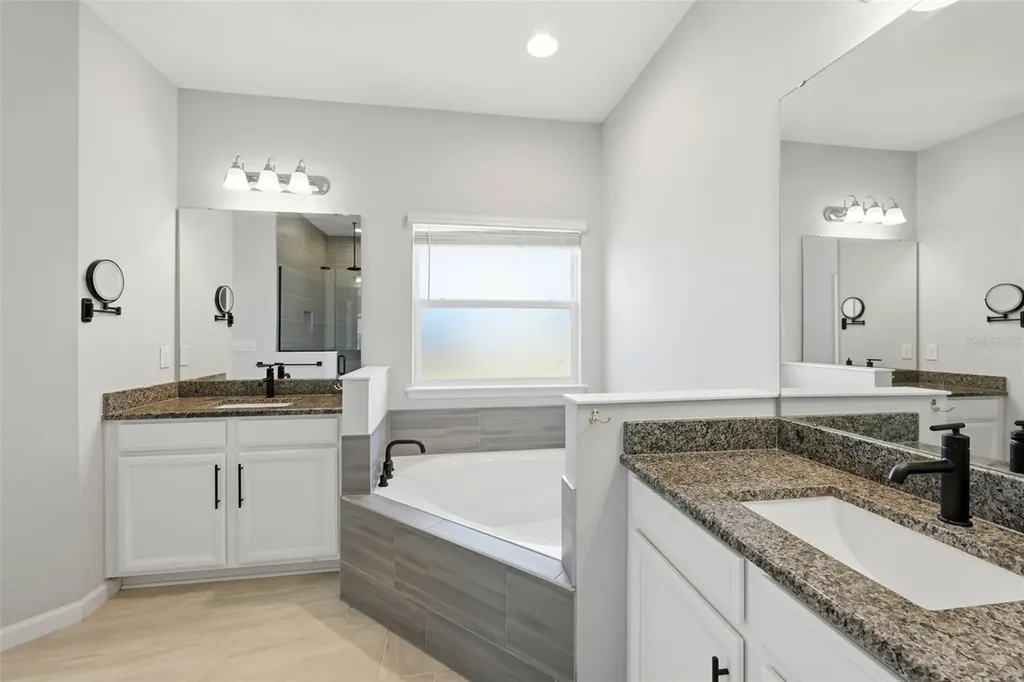 575 Avila Place Howey In The Hills FL 34737