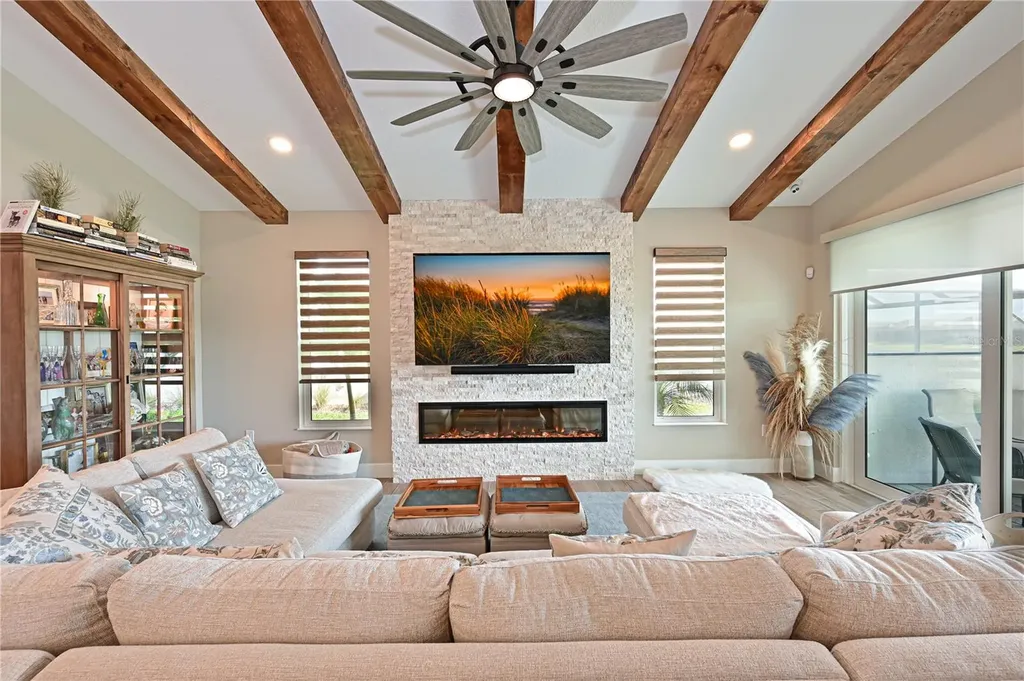 8075 Slipway Drive Sarasota FL 34240