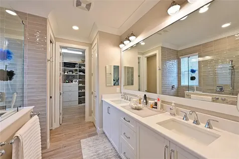 8075 Slipway Drive Sarasota FL 34240