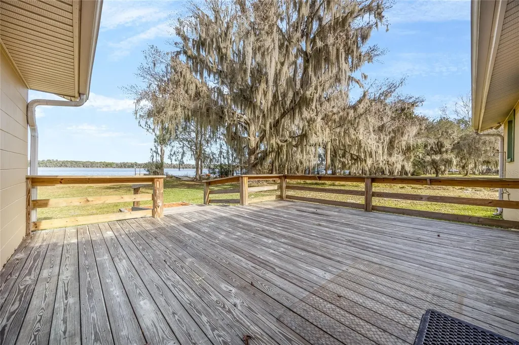 16602 NE 124th Avenue Waldo FL 32694