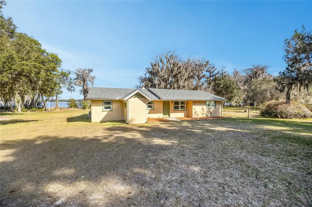 16602 NE 124th Avenue Waldo FL 32694