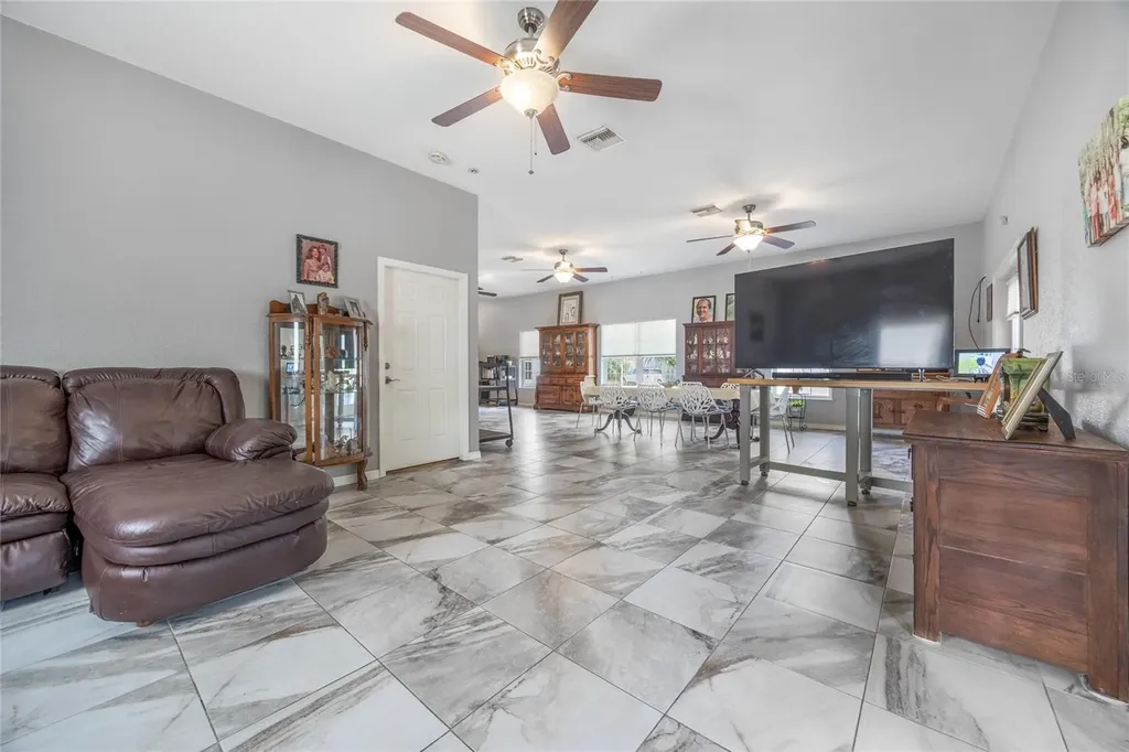 16602 NE 124th Avenue Waldo FL 32694