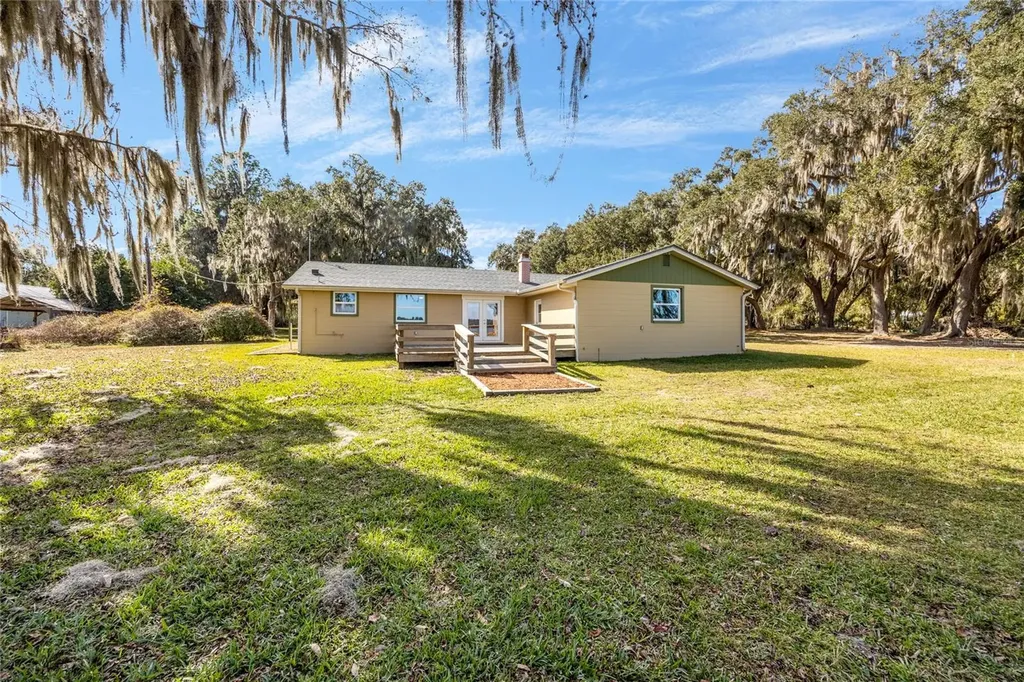 16602 NE 124th Avenue Waldo FL 32694