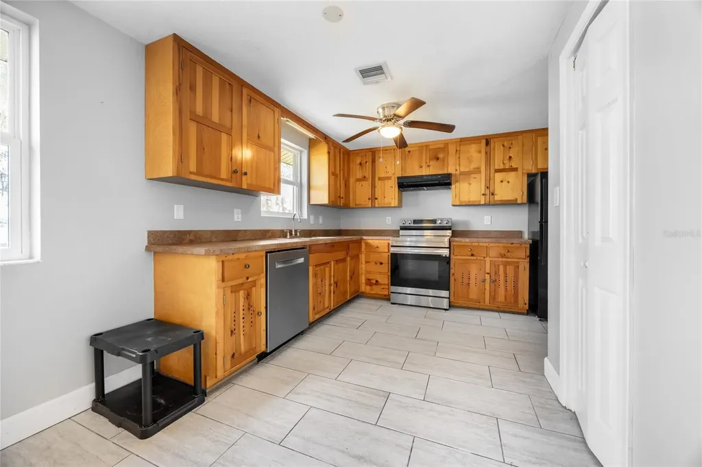 16602 NE 124th Avenue Waldo FL 32694