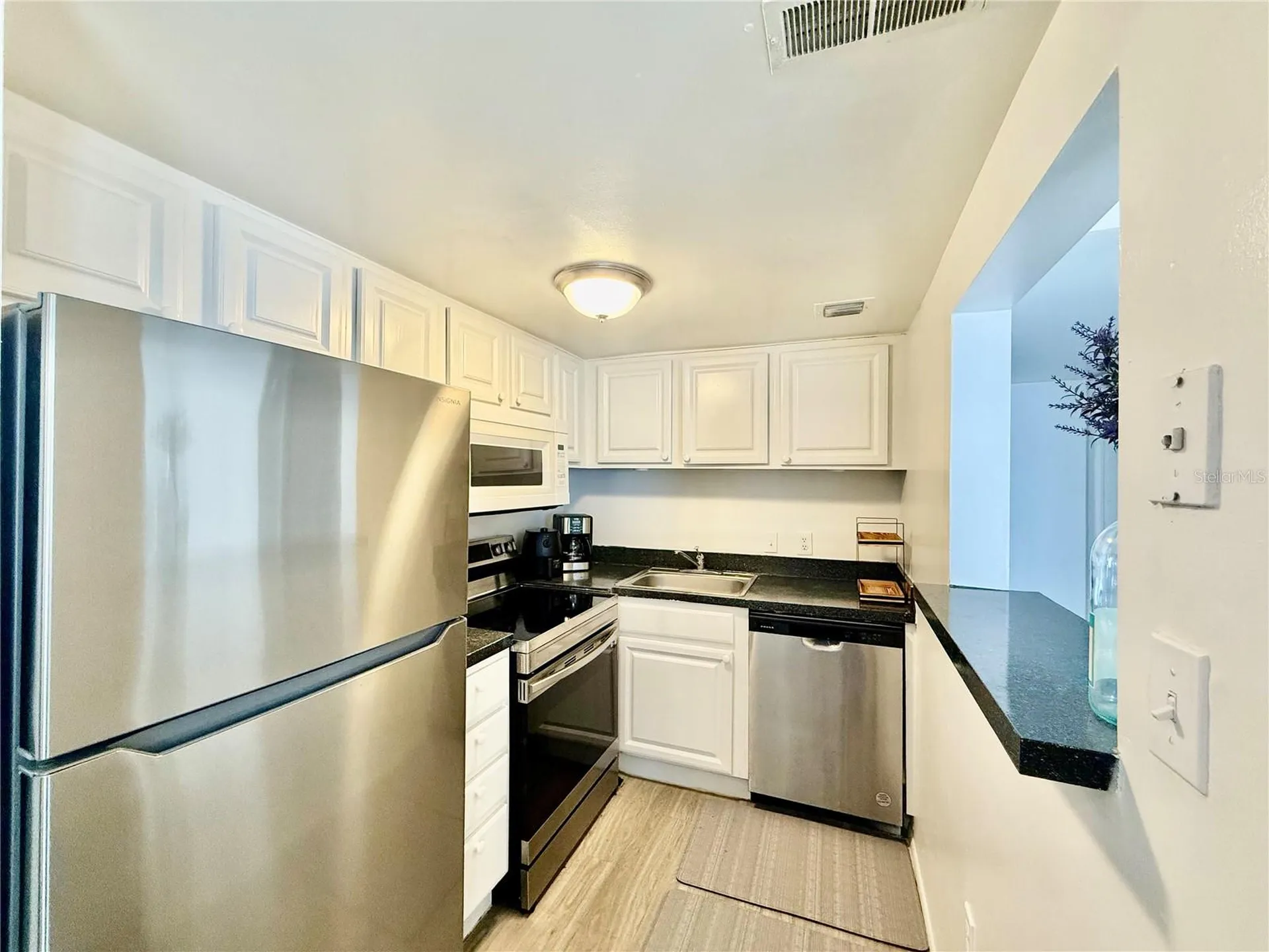 2507 N Alafaya Trail Orlando FL 32826