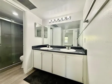 2507 N Alafaya Trail Orlando FL 32826