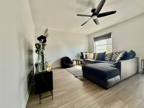 2507 N Alafaya Trail Orlando FL 32826